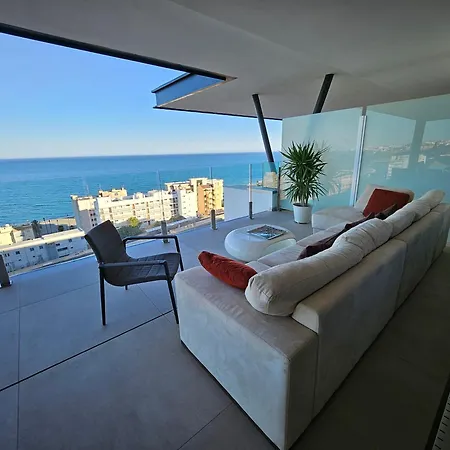 Seaviews Cornor Penthouse アパート フエンヒロラ