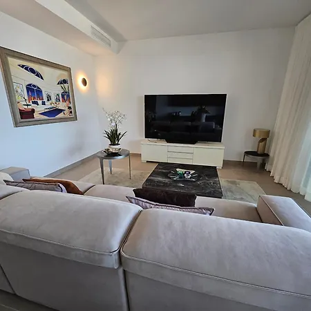 Seaviews Cornor Penthouse フエンヒロラ