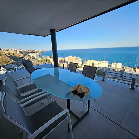 Seaviews Cornor Penthouse フエンヒロラ