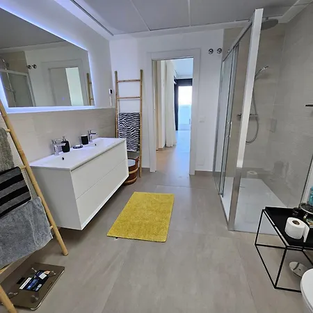 Seaviews Cornor Penthouse * フエンヒロラ